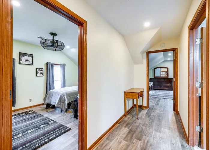 Charming W/ Private Yard!